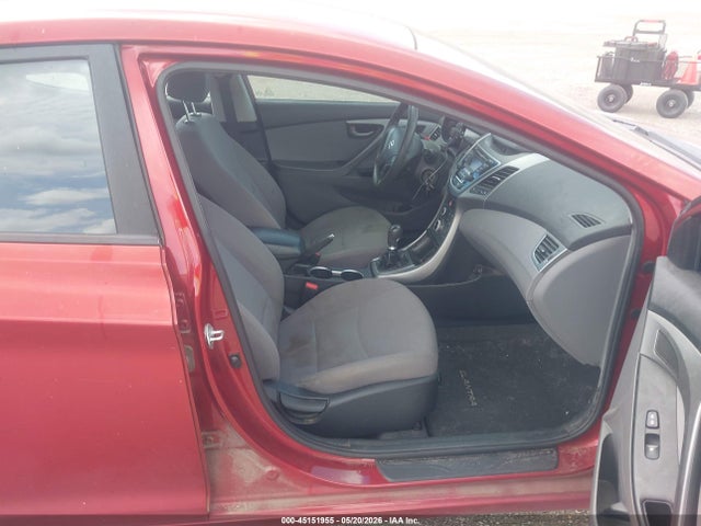 45151955 :رقم المزاد ، 5NPDH4AE8GH671652 vin ، 2016 Hyundai Elantra Se مزاد بيع