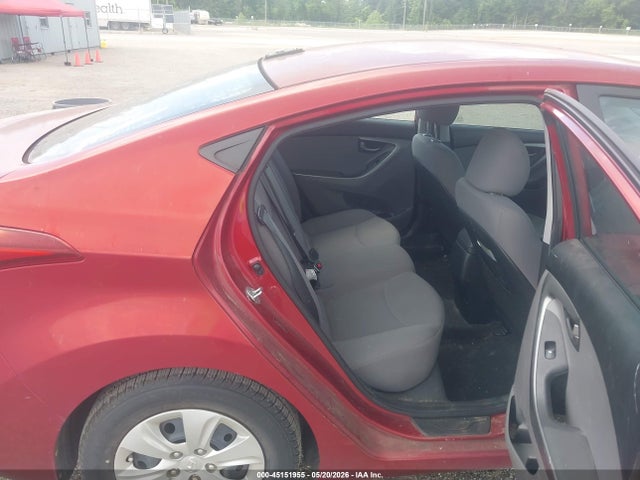 45151955 :رقم المزاد ، 5NPDH4AE8GH671652 vin ، 2016 Hyundai Elantra Se مزاد بيع