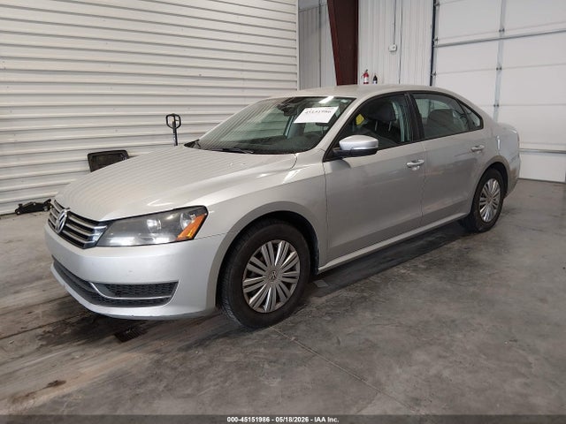1VWAS7A39EC047109 Volkswagen Passat 1.8t S