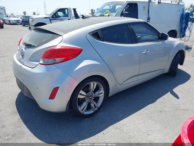 Aukcja sprzedaży 2013 Hyundai Veloster Base W/black, vin: KMHTC6AD1DU166059, numer aukcji: 45152017