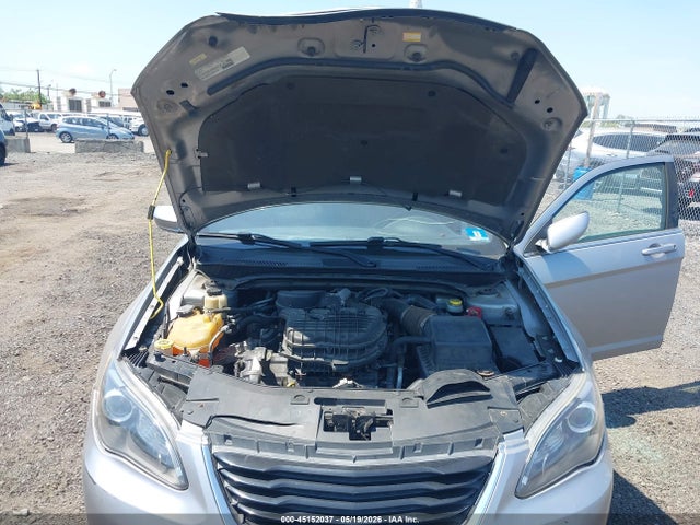 2013 Chrysler 200 Limited მანქანა იყიდება აუქციონზე, vin: 1C3CCBCGXDN510491, აუქციონის ნომერი: 45152037