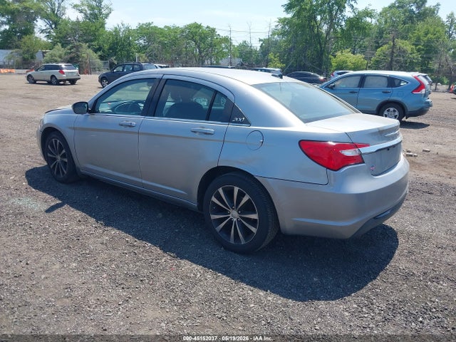 2013 Chrysler 200 Limited მანქანა იყიდება აუქციონზე, vin: 1C3CCBCGXDN510491, აუქციონის ნომერი: 45152037