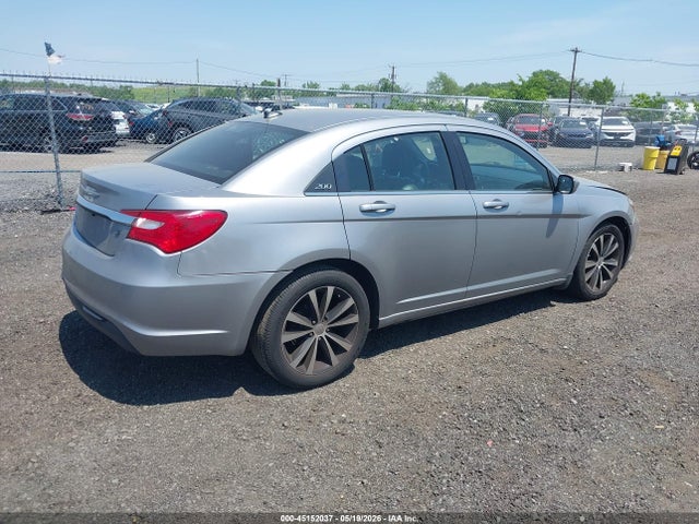 2013 Chrysler 200 Limited მანქანა იყიდება აუქციონზე, vin: 1C3CCBCGXDN510491, აუქციონის ნომერი: 45152037