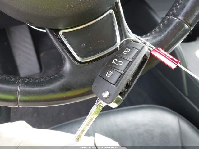 45152055 :رقم المزاد ، WAUCCGFF9F1027139 vin ، 2015 Audi A3 1.8t Premium مزاد بيع