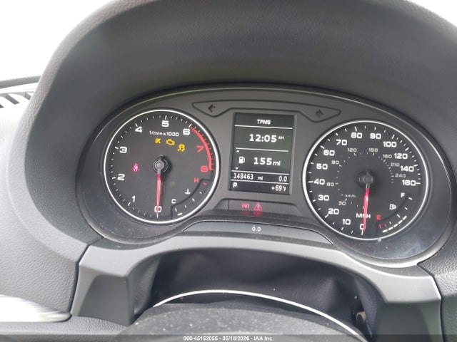 45152055 :رقم المزاد ، WAUCCGFF9F1027139 vin ، 2015 Audi A3 1.8t Premium مزاد بيع
