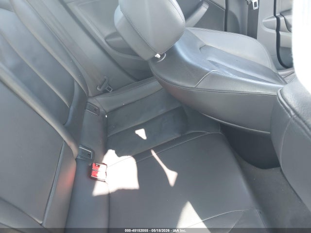 45152055 :رقم المزاد ، WAUCCGFF9F1027139 vin ، 2015 Audi A3 1.8t Premium مزاد بيع