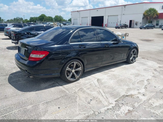 45152067 :رقم المزاد ، WDDGF5EB5AR130251 vin ، 2010 Mercedes-benz C 300 Sport مزاد بيع