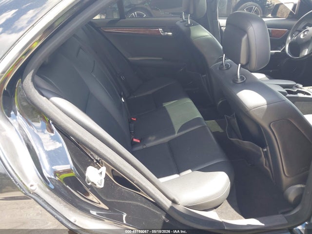 45152067 :رقم المزاد ، WDDGF5EB5AR130251 vin ، 2010 Mercedes-benz C 300 Sport مزاد بيع