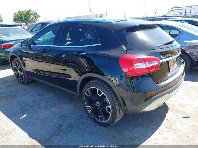 Aukcja sprzedaży 2019 Mercedes-benz Gla 250 4matic, vin: WDCTG4GB0KJ580171, numer aukcji: 45152073