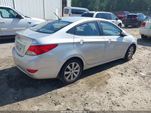 45152122 :رقم المزاد ، KMHCU4AE0DU382155 vin ، 2013 Hyundai Accent Gls مزاد بيع