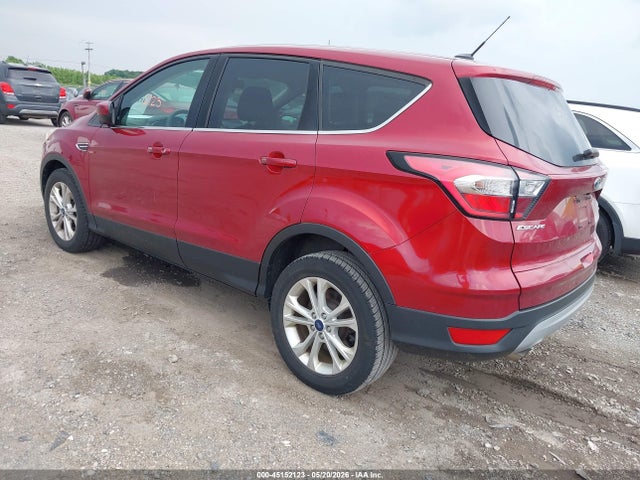 45152123 :رقم المزاد ، 1FMCU0GD1HUD90536 vin ، 2017 Ford Escape Se مزاد بيع