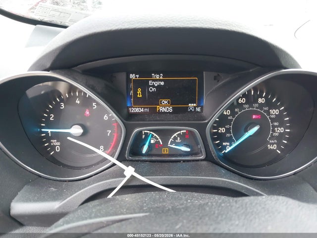 45152123 :رقم المزاد ، 1FMCU0GD1HUD90536 vin ، 2017 Ford Escape Se مزاد بيع