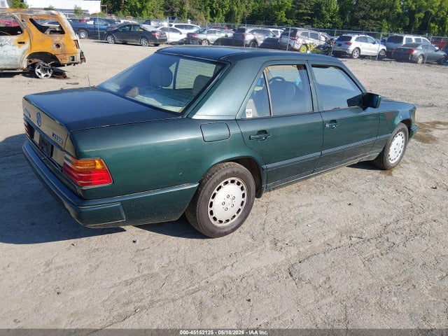 45152125 :رقم المزاد ، WDBEB33D6HA413786 vin ، 1987 Mercedes-benz 300 Dt مزاد بيع