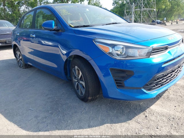 2022 Kia Rio S მანქანა იყიდება აუქციონზე, vin: 3KPA24AD9NE442393, აუქციონის ნომერი: 45152149