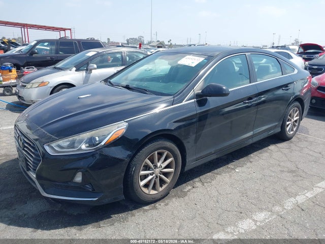 Hyundai SONATA SE 2018 5NPE24AFXJH676387 Image 2