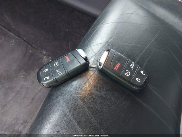 Продаж на аукціоні авто 2017 Jeep Grand Cherokee Limited 4x2, vin: 1C4RJEBG6HC827121, номер лоту: 45152191