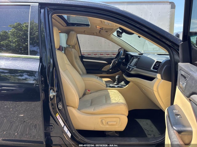 Auction sale of the 2017 Toyota Highlander Hybrid Xle, vin: 5TDJGRFH3HS023332, lot number: 45152194