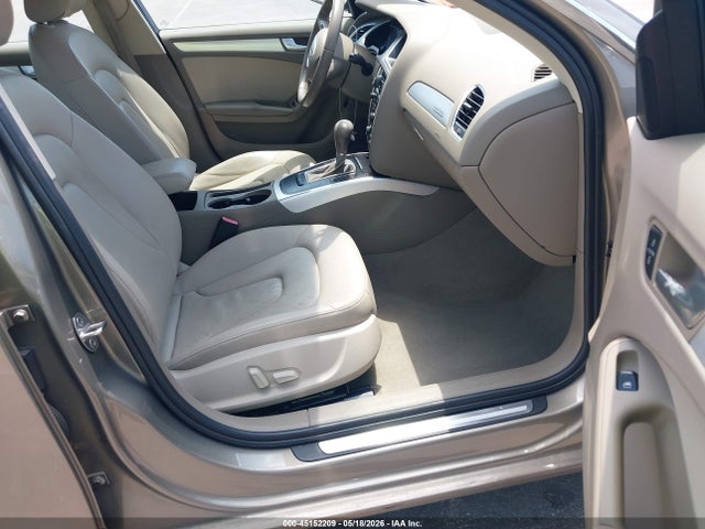 45152209 :رقم المزاد ، WAUFFAFL4BN009433 vin ، 2011 Audi A4 2.0t Premium مزاد بيع