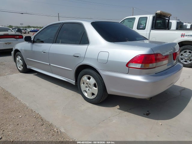 45152244 :رقم المزاد ، 1HGCG16552A080475 vin ، 2002 Honda Accord 3.0 Ex مزاد بيع