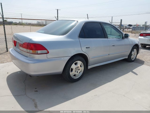 45152244 :رقم المزاد ، 1HGCG16552A080475 vin ، 2002 Honda Accord 3.0 Ex مزاد بيع