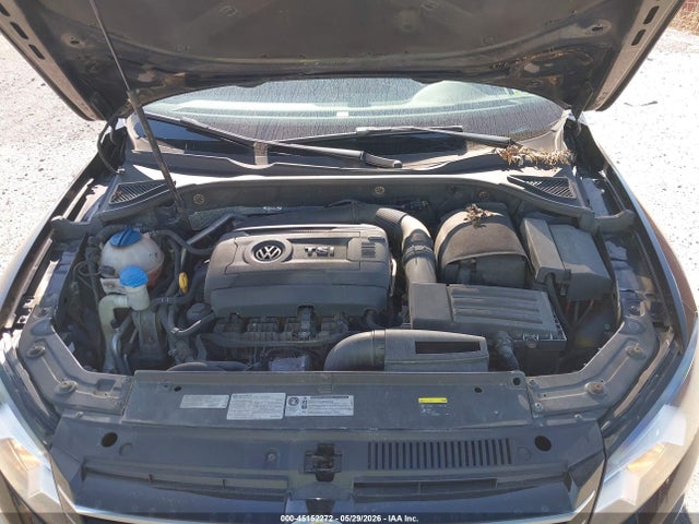 2015 Volkswagen Passat 1.8t Limited Edition მანქანა იყიდება აუქციონზე, vin: 1VWAT7A31FC094343, აუქციონის ნომერი: 45152272