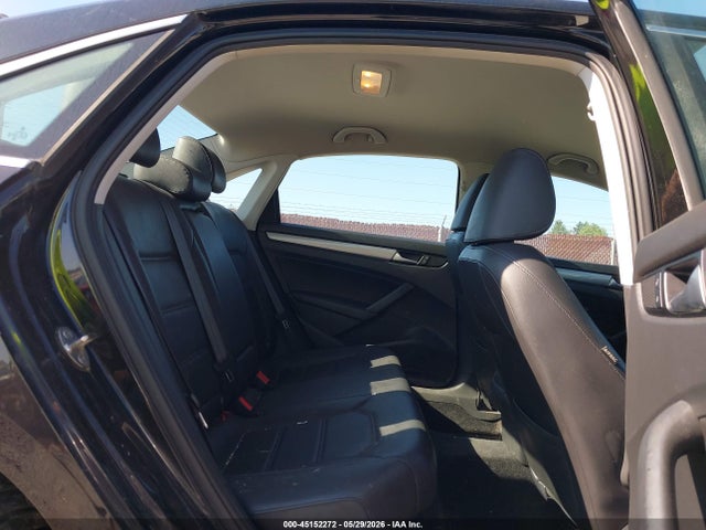 2015 Volkswagen Passat 1.8t Limited Edition მანქანა იყიდება აუქციონზე, vin: 1VWAT7A31FC094343, აუქციონის ნომერი: 45152272