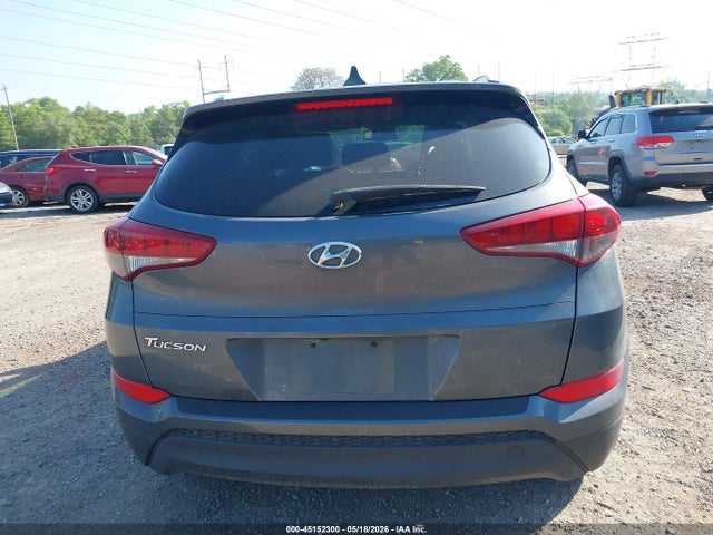 KM8J33A44HU417152 Hyundai Tucson Se Plus