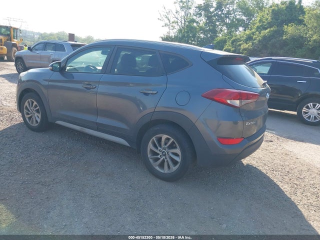 KM8J33A44HU417152 Hyundai Tucson Se Plus