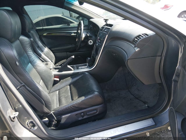 45152311 :رقم المزاد ، 19UUA66245A046136 vin ، 2005 Acura Tl مزاد بيع