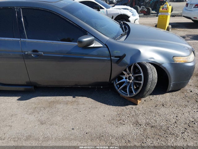 45152311 :رقم المزاد ، 19UUA66245A046136 vin ، 2005 Acura Tl مزاد بيع