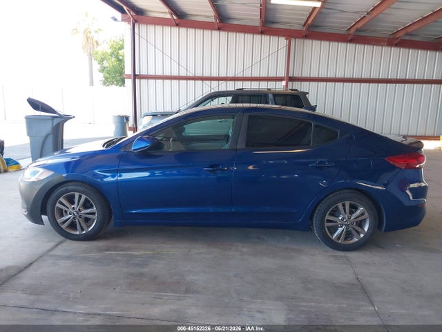 5NPD84LFXHH132683 Hyundai ELANTRA SE