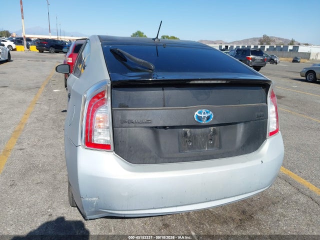 JTDKN3DU0F0413540 Toyota Prius Three