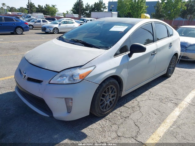 JTDKN3DU0F0413540 Toyota Prius Three