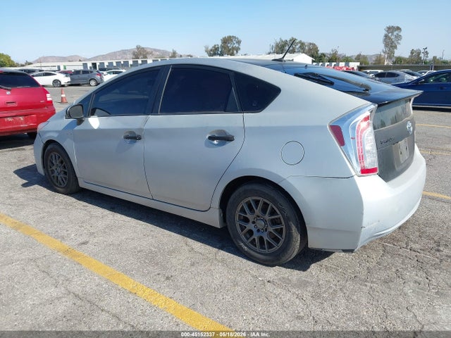 JTDKN3DU0F0413540 Toyota Prius Three