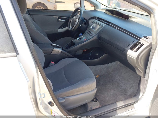 JTDKN3DU0F0413540 Toyota Prius Three