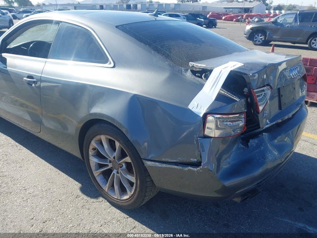 2014 Audi A5 2.0t Premium მანქანა იყიდება აუქციონზე, vin: WAUCFAFR1EA039654, აუქციონის ნომერი: 45152338
