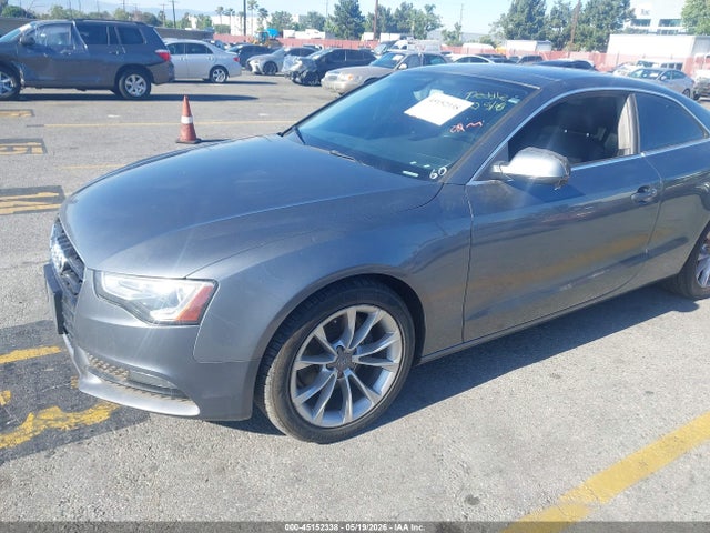 2014 Audi A5 2.0t Premium მანქანა იყიდება აუქციონზე, vin: WAUCFAFR1EA039654, აუქციონის ნომერი: 45152338