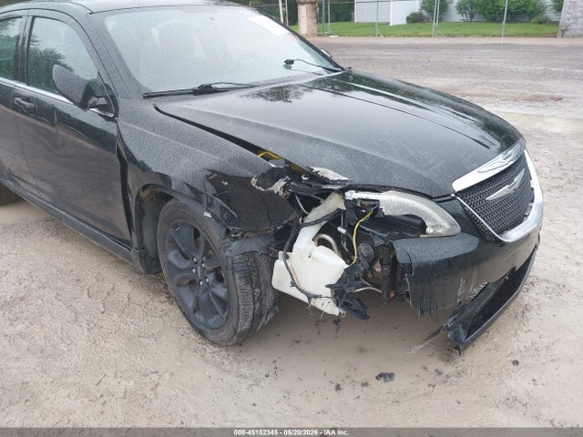 45152345 :رقم المزاد ، 1C3CCBCG3EN164415 vin ، 2014 Chrysler 200 Limited مزاد بيع