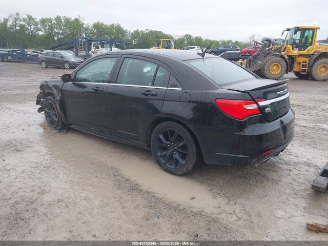 45152345 :رقم المزاد ، 1C3CCBCG3EN164415 vin ، 2014 Chrysler 200 Limited مزاد بيع