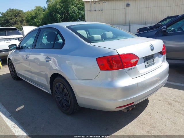 Продаж на аукціоні авто 2012 Volkswagen Jetta 2.0l S, vin: 3VW2K7AJ8CM394705, номер лоту: 45152375