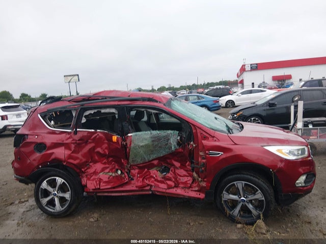 Продажа на аукционе авто 2017 Ford Escape Se, vin: 1FMCU9G99HUC01132, номер лота: 45152415