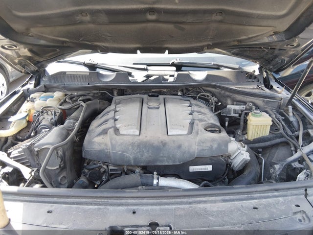 2011 Volkswagen Touareg Tdi Executive მანქანა იყიდება აუქციონზე, vin: WVGFK9BP7BD005786, აუქციონის ნომერი: 45152419