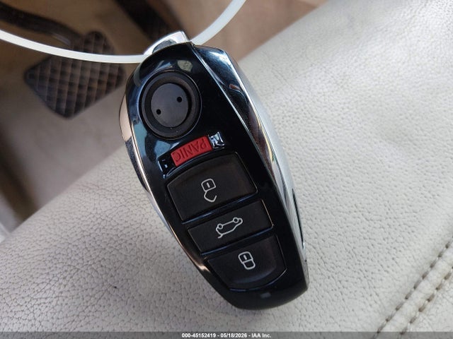 2011 Volkswagen Touareg Tdi Executive მანქანა იყიდება აუქციონზე, vin: WVGFK9BP7BD005786, აუქციონის ნომერი: 45152419