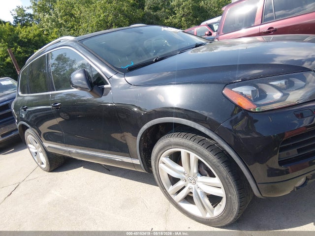 2011 Volkswagen Touareg Tdi Executive მანქანა იყიდება აუქციონზე, vin: WVGFK9BP7BD005786, აუქციონის ნომერი: 45152419