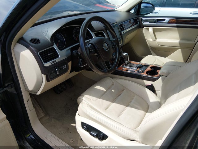 2011 Volkswagen Touareg Tdi Executive მანქანა იყიდება აუქციონზე, vin: WVGFK9BP7BD005786, აუქციონის ნომერი: 45152419