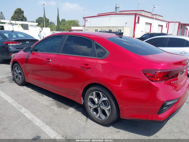 Продажа на аукционе авто 2021 Kia Forte Lxs, vin: 3KPF24AD5ME386604, номер лота: 45152447