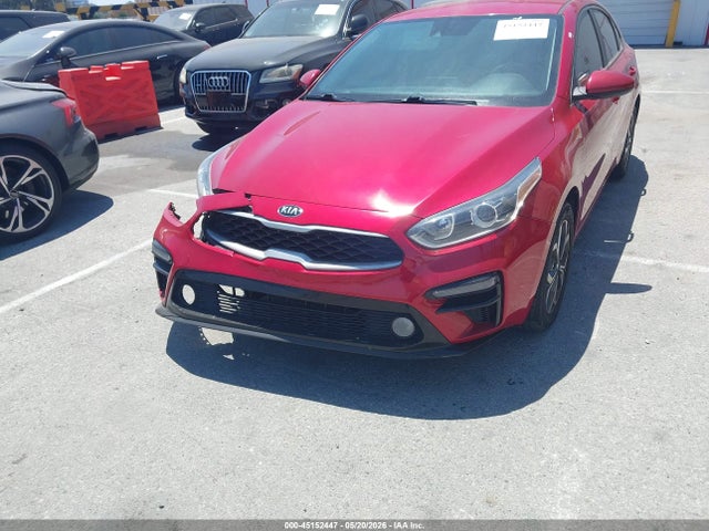 Продажа на аукционе авто 2021 Kia Forte Lxs, vin: 3KPF24AD5ME386604, номер лота: 45152447