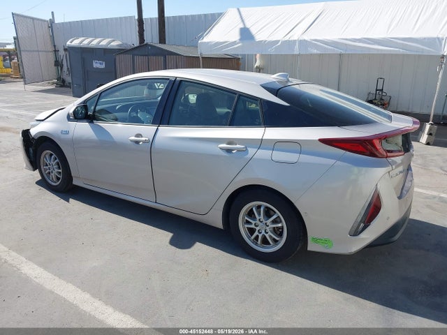 2020 Toyota Prius Prime Limited მანქანა იყიდება აუქციონზე, vin: JTDKARFP8L3135700, აუქციონის ნომერი: 45152448