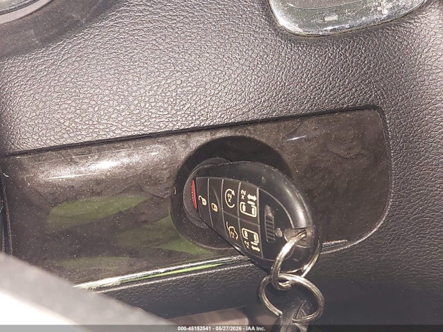 45152541 :رقم المزاد ، 2C4RC1GG4ER112319 vin ، 2014 Chrysler Town & Country Limited مزاد بيع