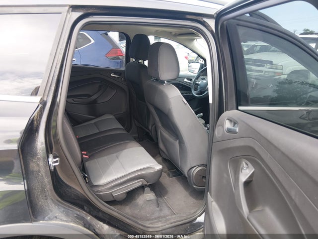Продаж на аукціоні авто 2015 Ford Escape Se, vin: 1FMCU0GX8FUC23260, номер лоту: 45152549